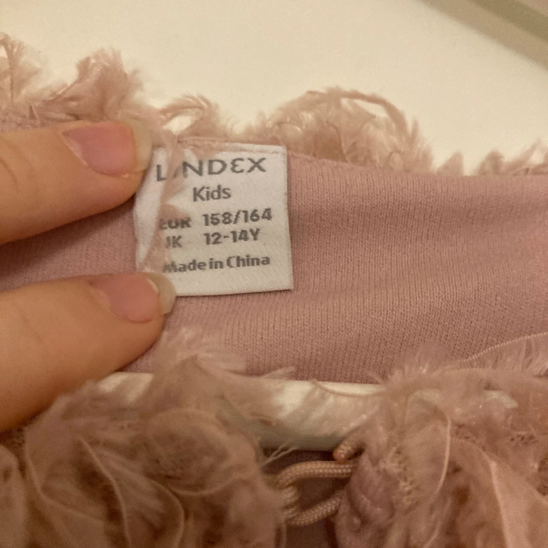 Rosa fluffig pälsjacka från Lindex - 2