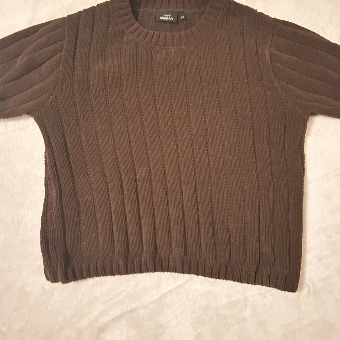 Brun ribbstickad tröja KappAhl XS