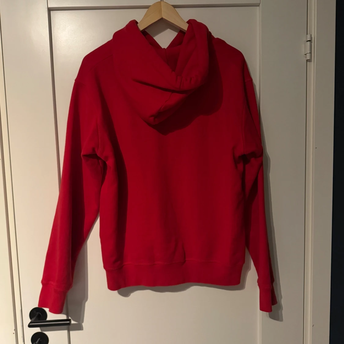 Röd DSQUARED2 hoodie med blått tryck - 3