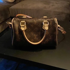 Brun väska - Superfin brun väska