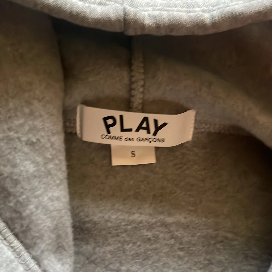 Grå zip tröja från cdg  - 2