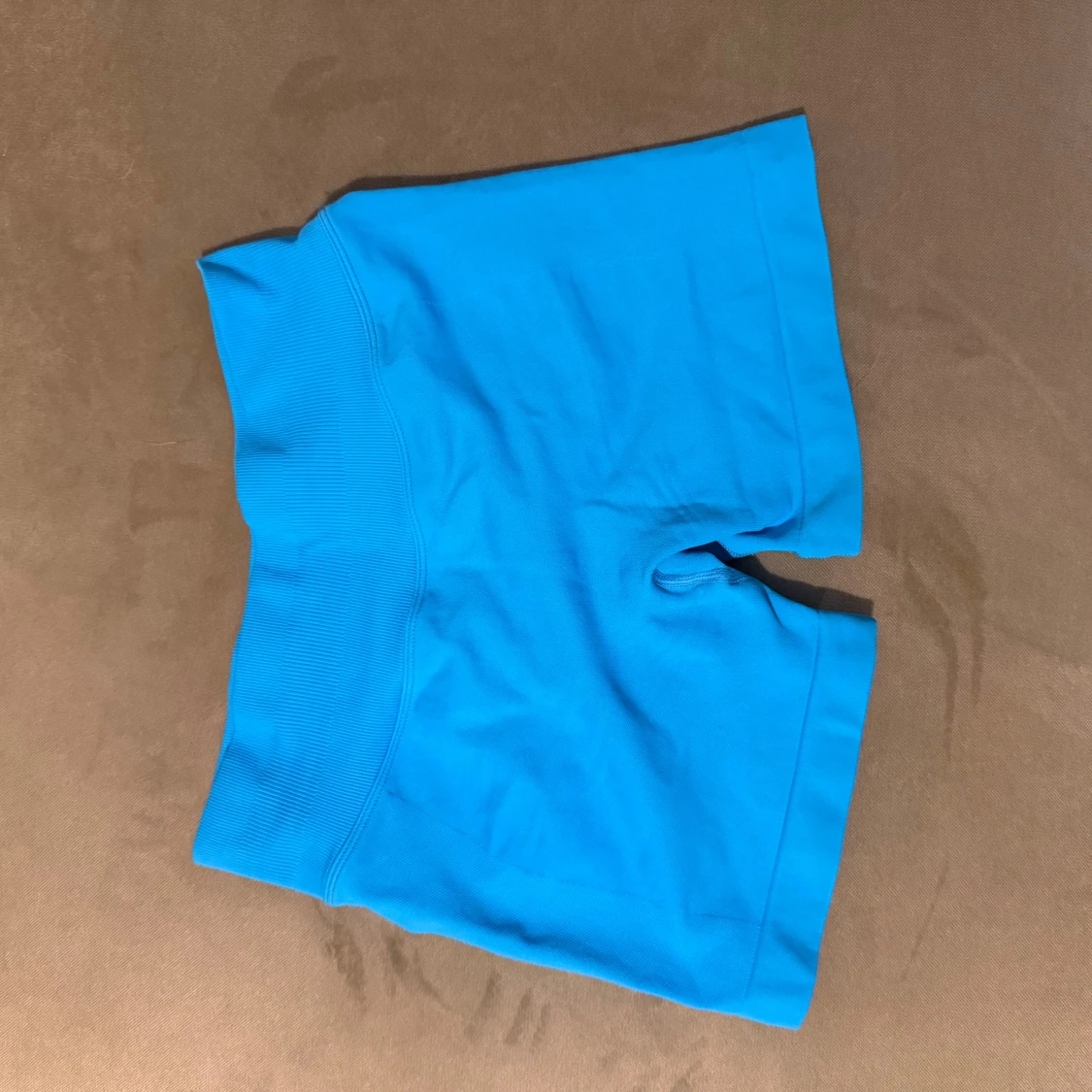 Blå träningstights-shorts från GTECH - 2