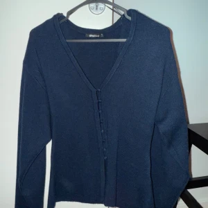 Gina Tricot viral tröja  - Väldigt fint skick 