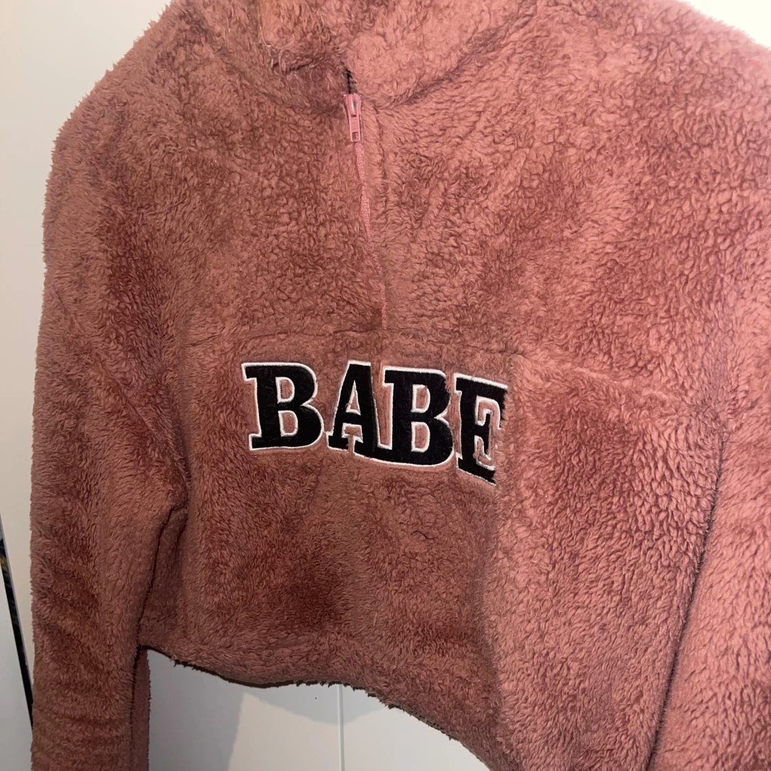 Fluffig croptop  - 1