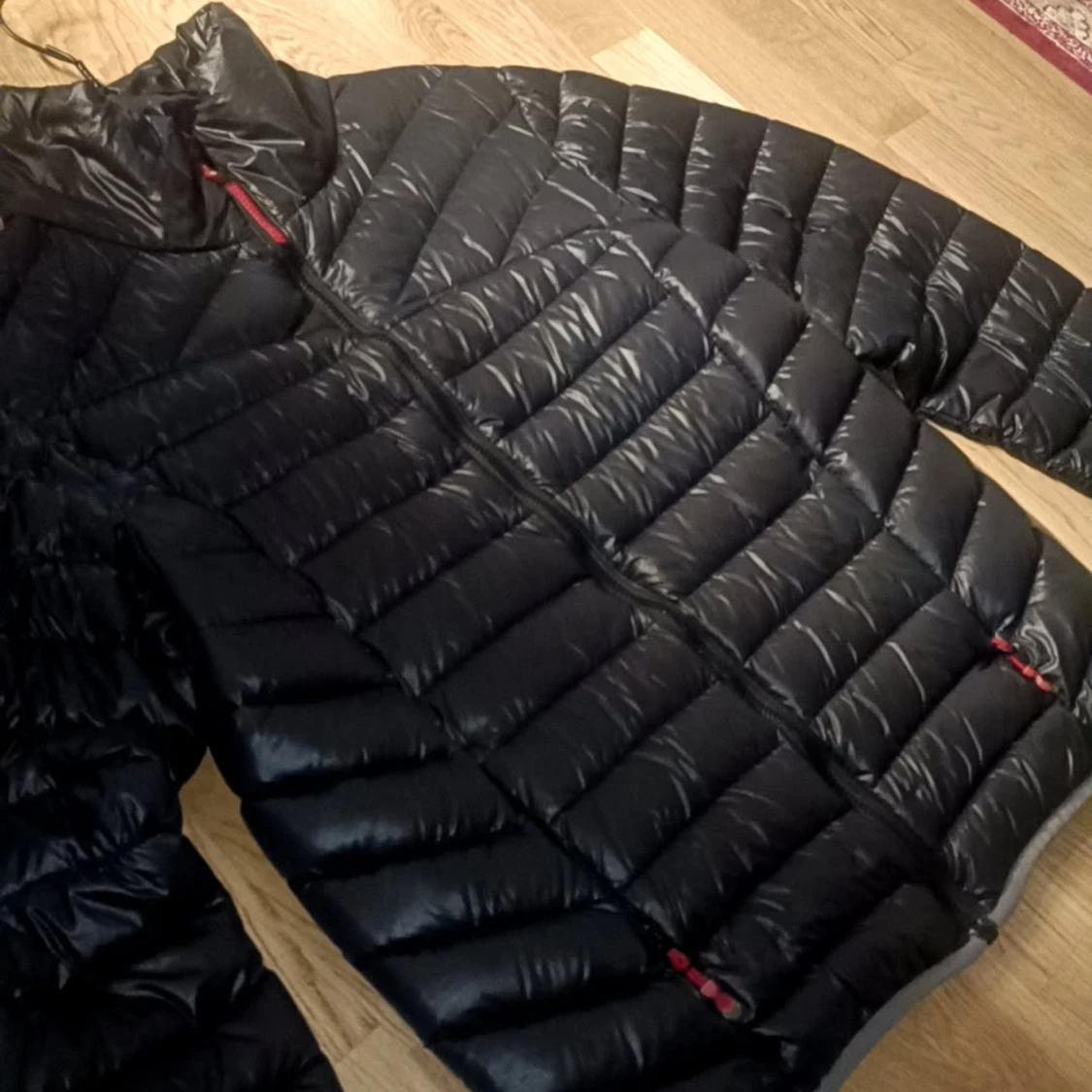 Svart dunjacka från Neo Mondo riktigt fin jacka  - 3