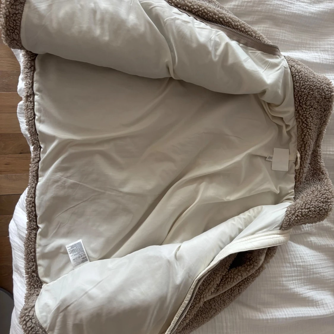 Beige teddyjacka från H&M - 4