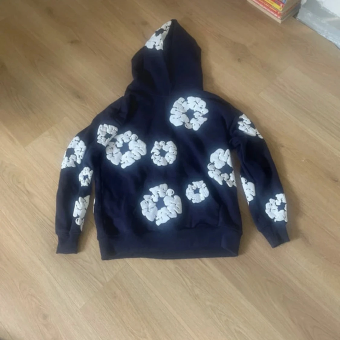 Denim tears hoodie svart