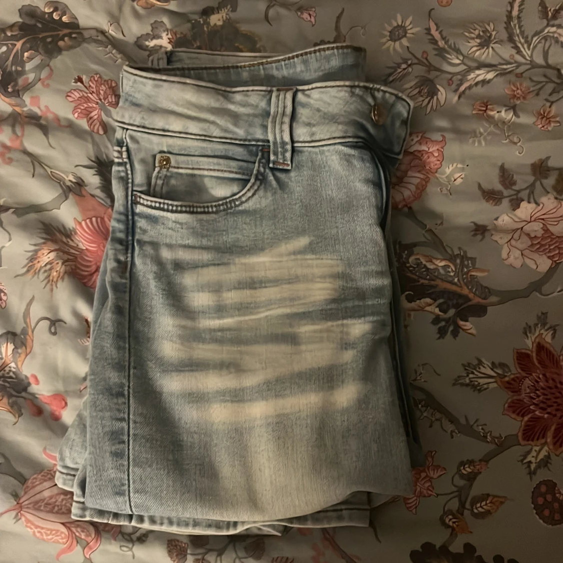 Lågmidjade cheap monday jeans - 2