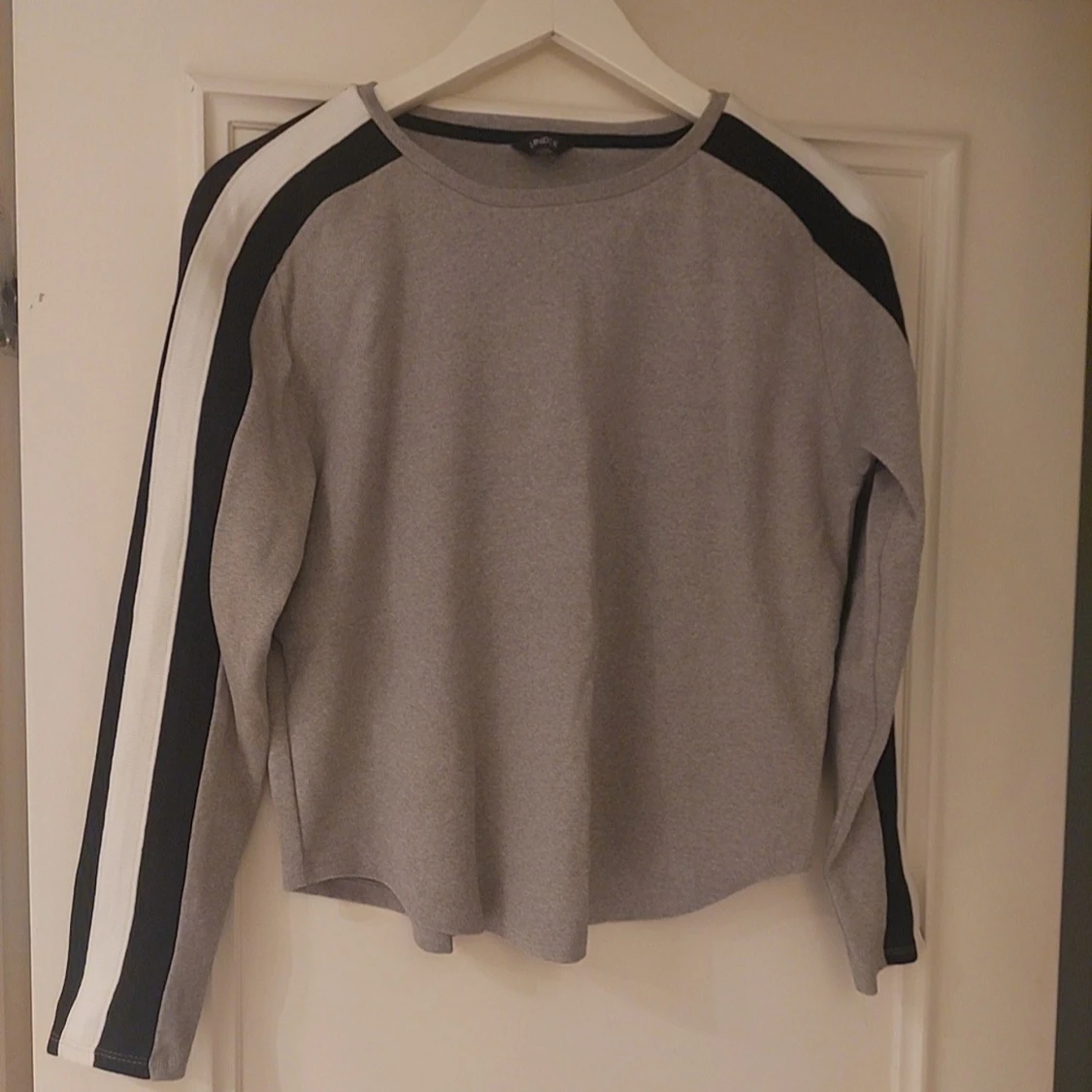 Grå långärmad tröja Lindex