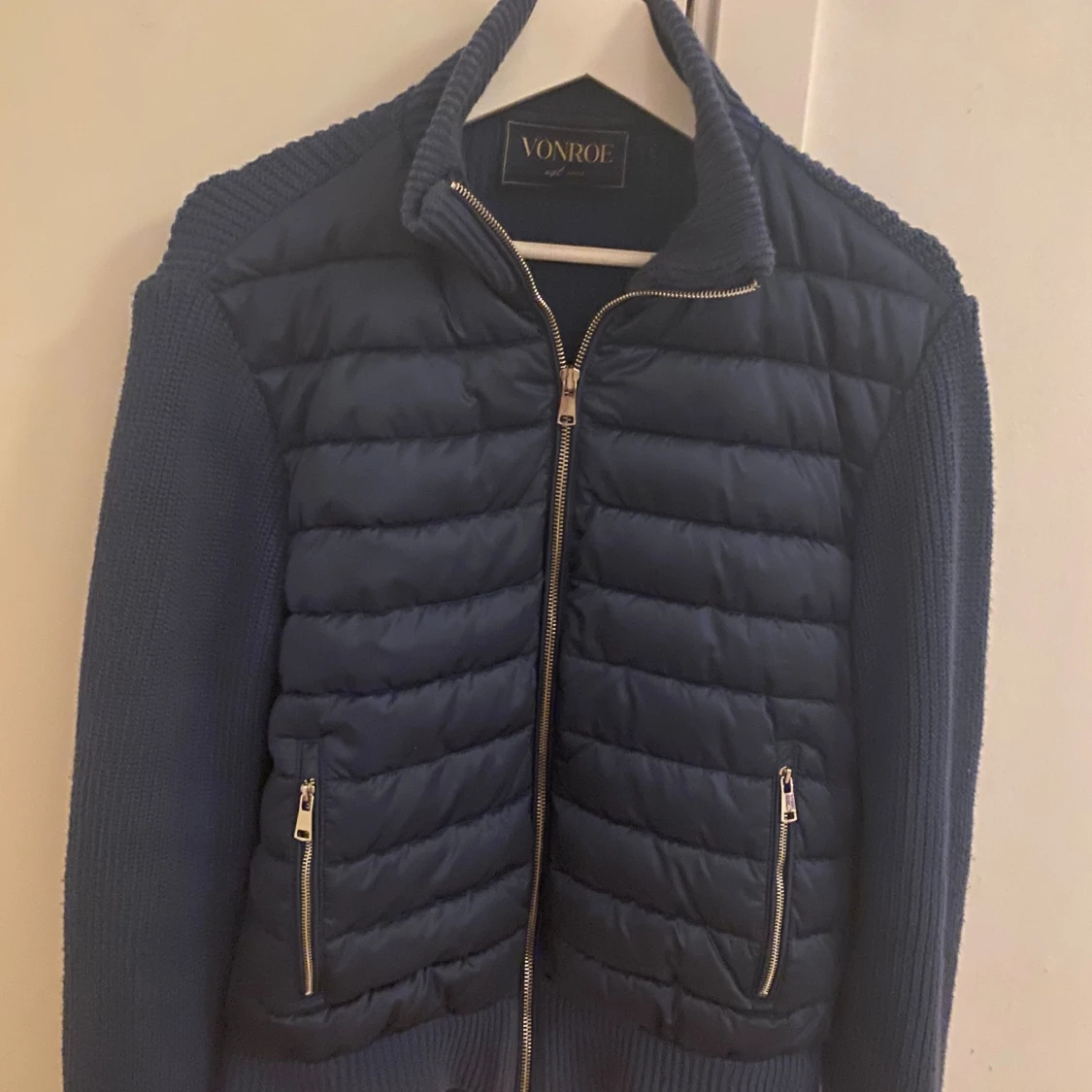 Mörkblå cardigan Vonroe