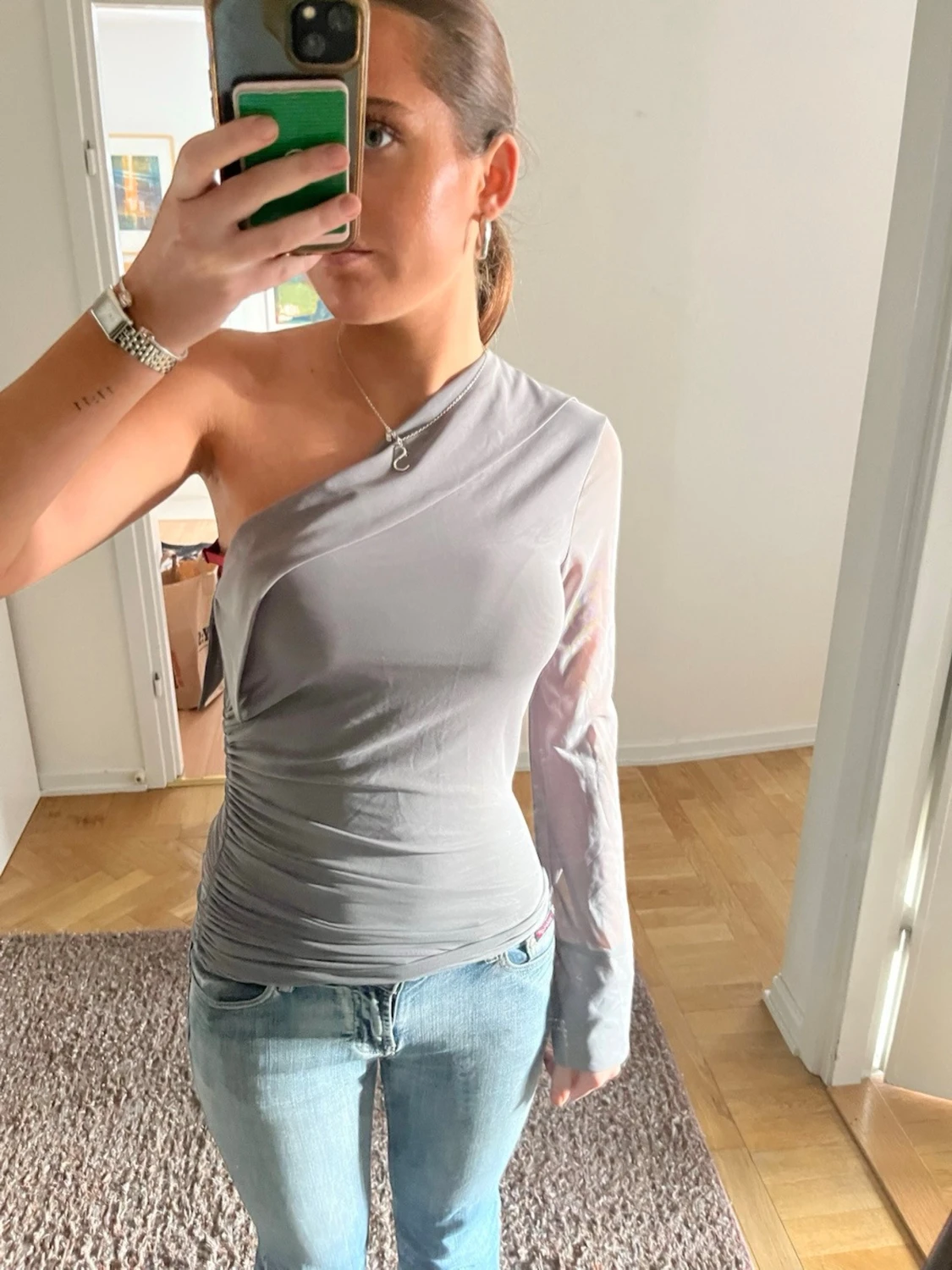 Grå oneshoulder fest topp - 1