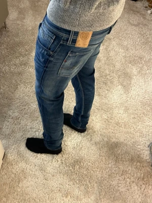 Replay anbass Jeans - Replay Jeans | skick 9/10 | Storlek 33/36 men sitter mer som 33/34 | Pris - 499kr | Modellen är ca 181cm lång | Hör av dig vid minsta fråga eller fundering!!