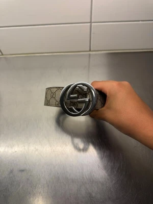 GG bälte beige storlek 115 - GG bälte beige storlek 115