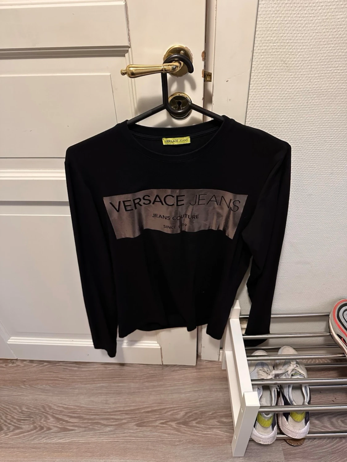 Säljer 7 stycken märkes tröjor  - 6