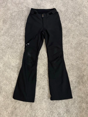 EQPE skid/snowboardbyxor  - Supersnygga och trendiga skid eller snowboardbyxor 