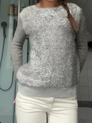 replay tröja  - säljer min super söta replay tröja 