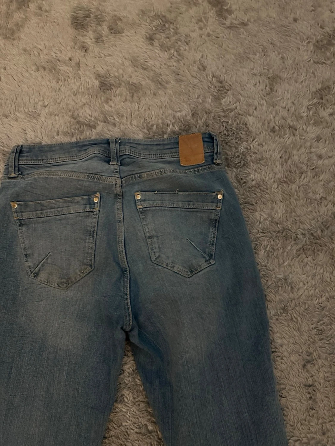 Blå bootcut jeans från Yessica (C&A) i storlek 34.  - 2