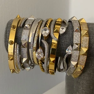 Armband  - Skriv för priser 