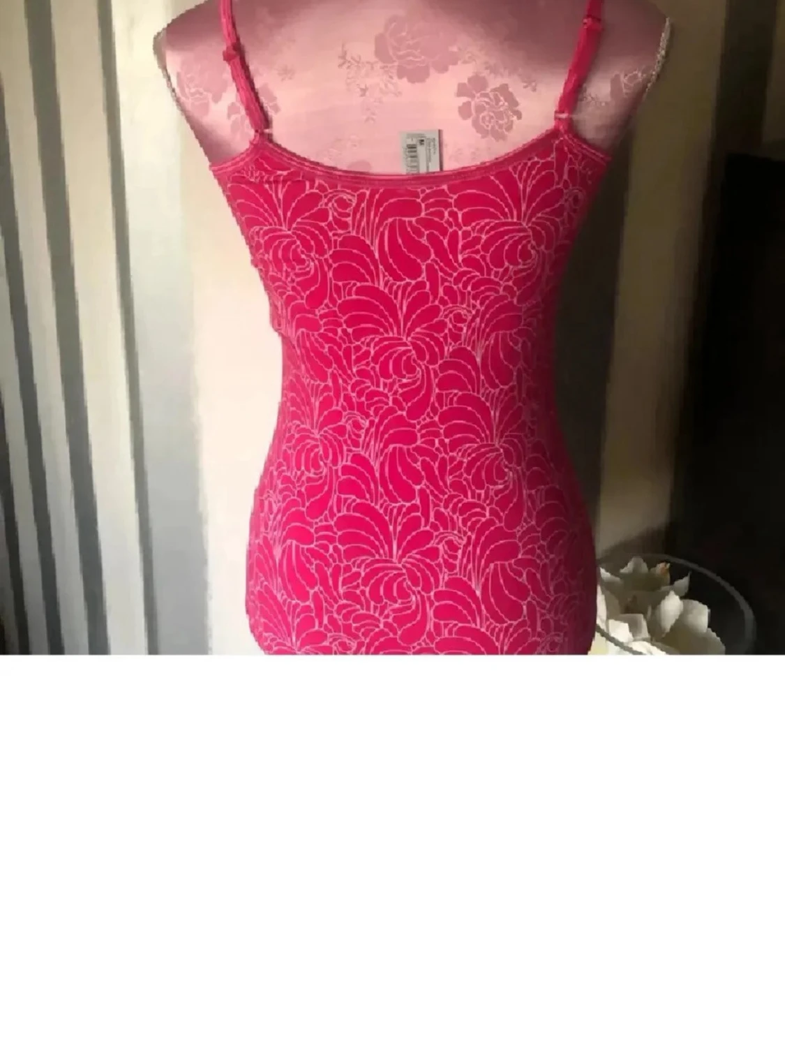 Rosa blommig linnetopp - 1