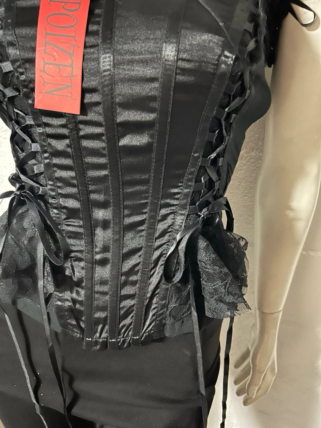 Topp i storlek S. Från Poizen - 1