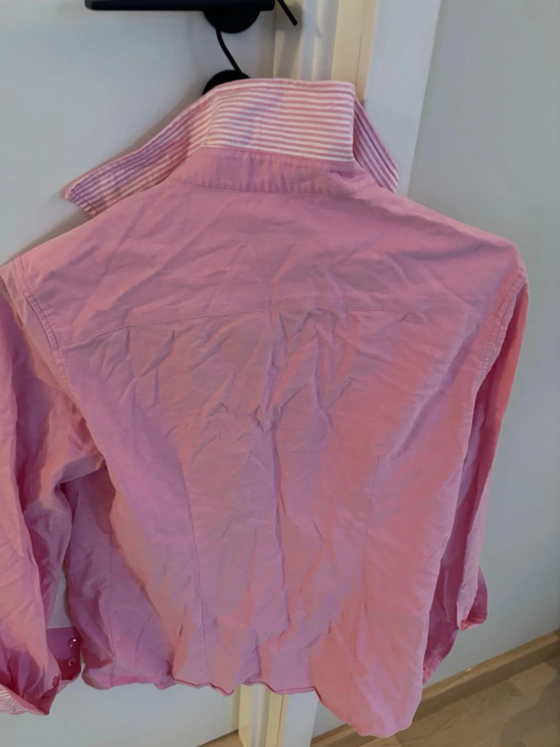 Rosa skjorta från Gant, strl 40 - 1