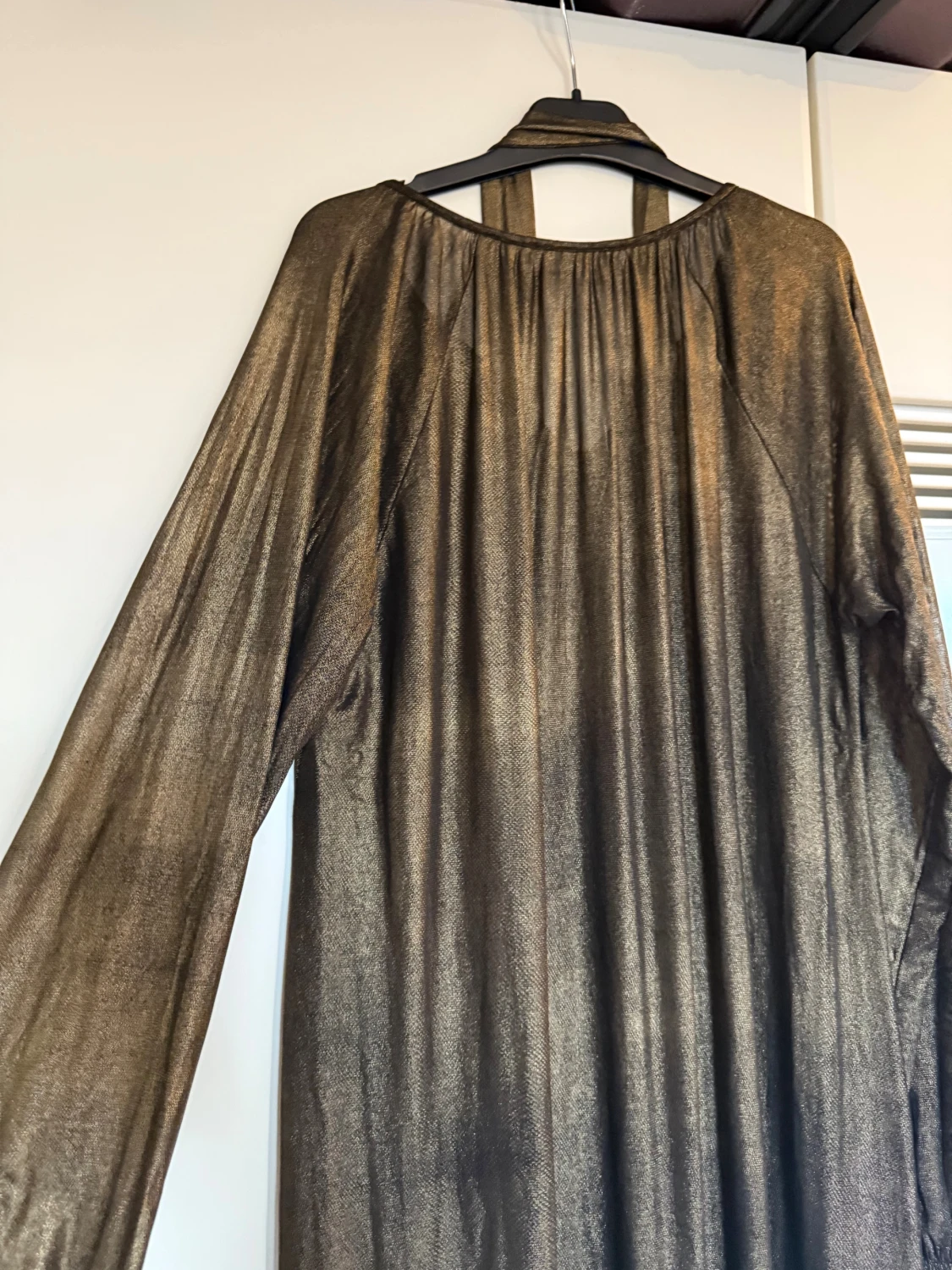 Glittrig långklänning från Cream - 5