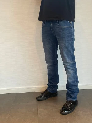 Replay Rocco jeans  - Replay jeans herr| pris:499kr| storlek: W32 L34| skick:9,8/10| hör av dig vid minsta lilla fundering eller fråga|