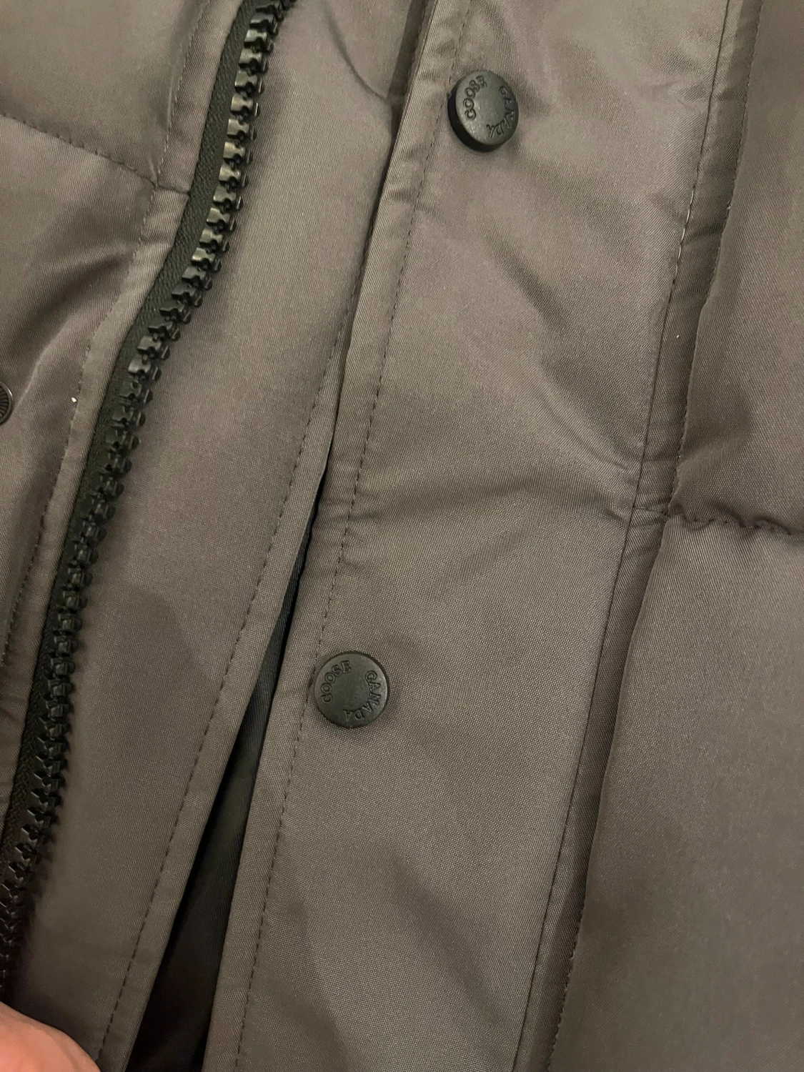 Mörkgrå pufferjacka  - 2