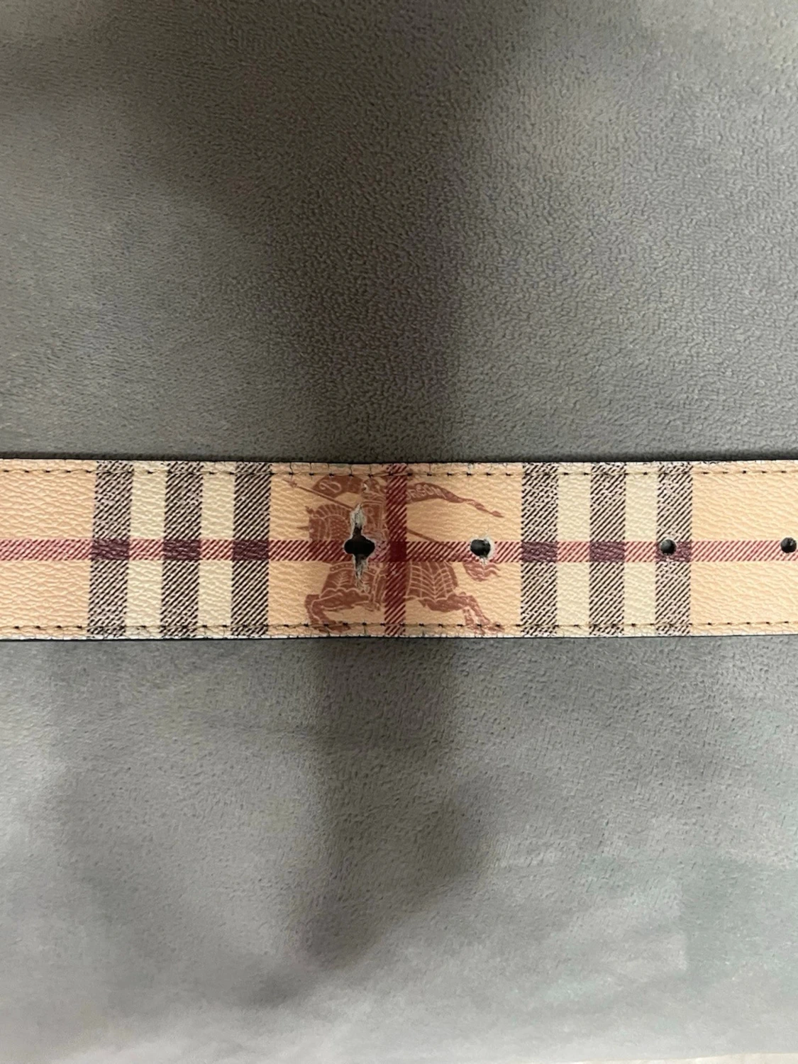 Rutig Burberry skärp med B-spänne - 2