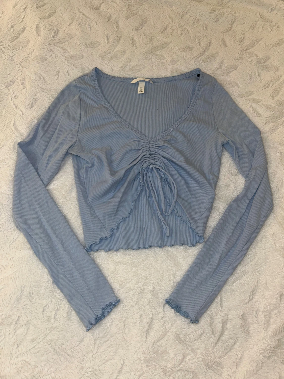 Ljusblå croppad topp med snörning H&M - 2