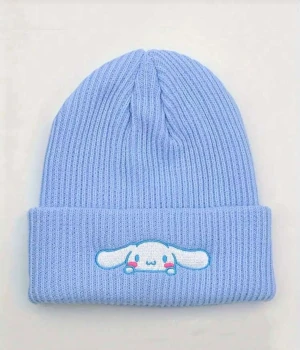 Cinnamoroll stickmössa  - Helt nytt Cinnamoroll stickmössa.