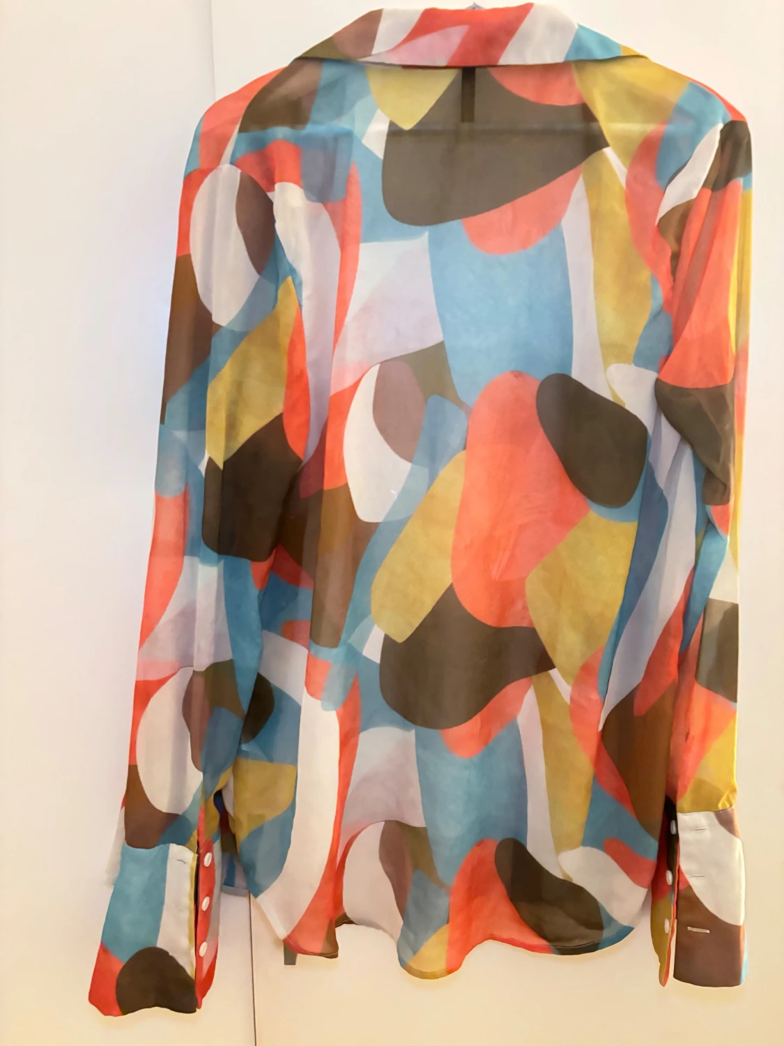 Färgglad mönstrad skjorta PrettyLittleThing - 2