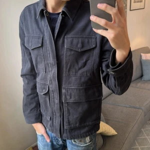 Overshirt  - Trendig varm och perfekt nu i höst. Inga defekter skriv vid fundering 😊🙌