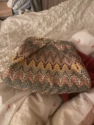 Använd gärna köp nu! Kan skicka imorgon och den 14 december💗