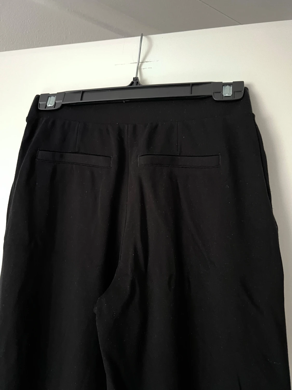 Svarta kostymbyxor från Cubus, storlek XS - 2