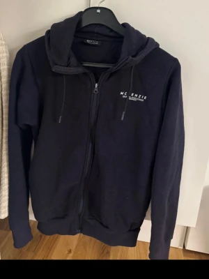 Mckenzie luvtröja med dragkedja  - Mckenzie luvtröja med dragkedja 