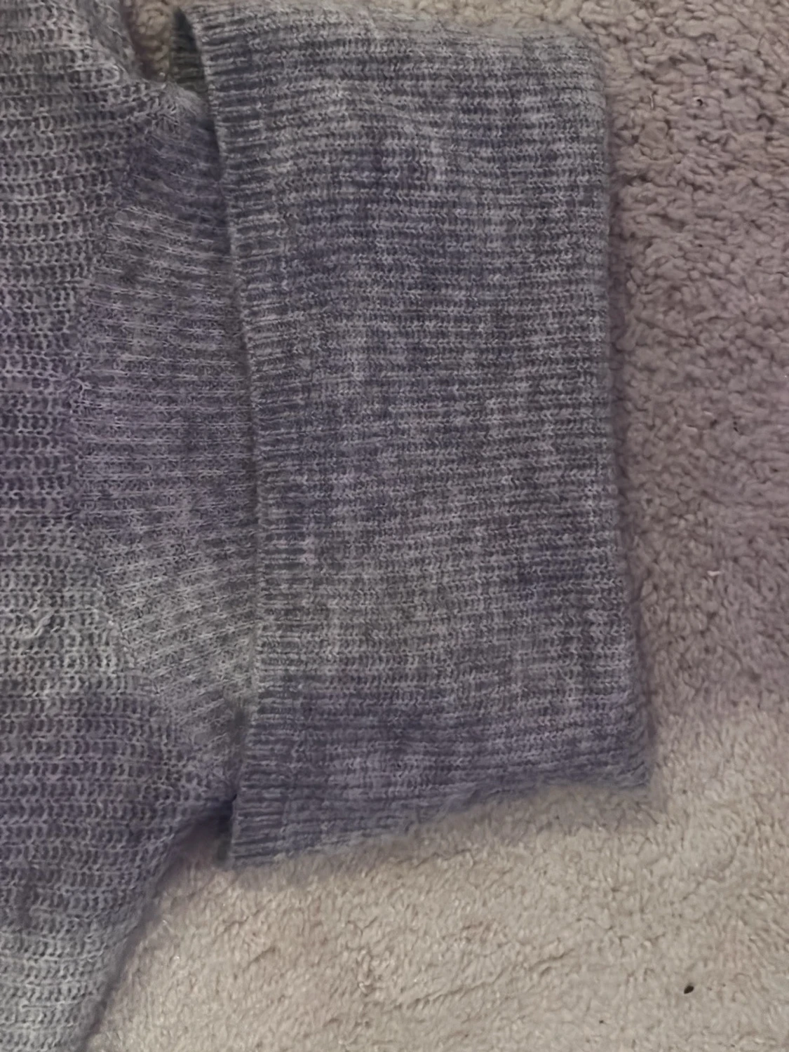 Grå polotröja i ribbstickat - 1