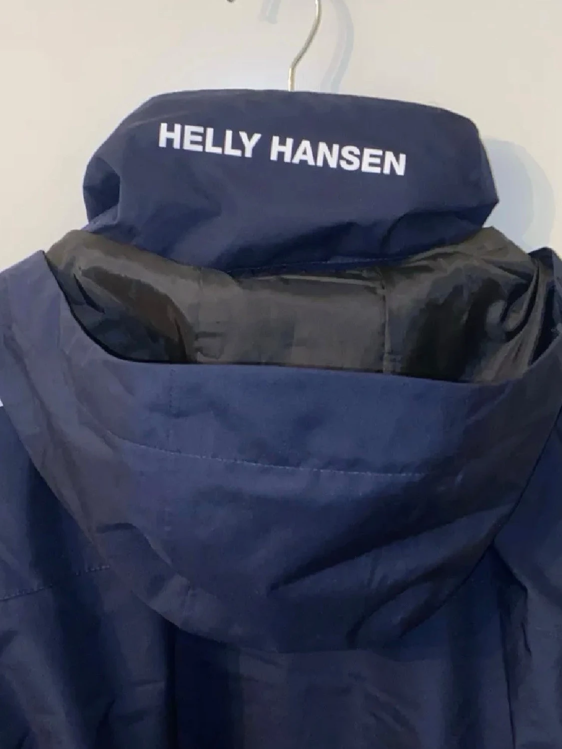 Marinblå vindjacka från Helly Hansen - 2