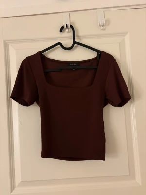 Crop top - Croppad T-shirt i nytt skick från New Yorker💕