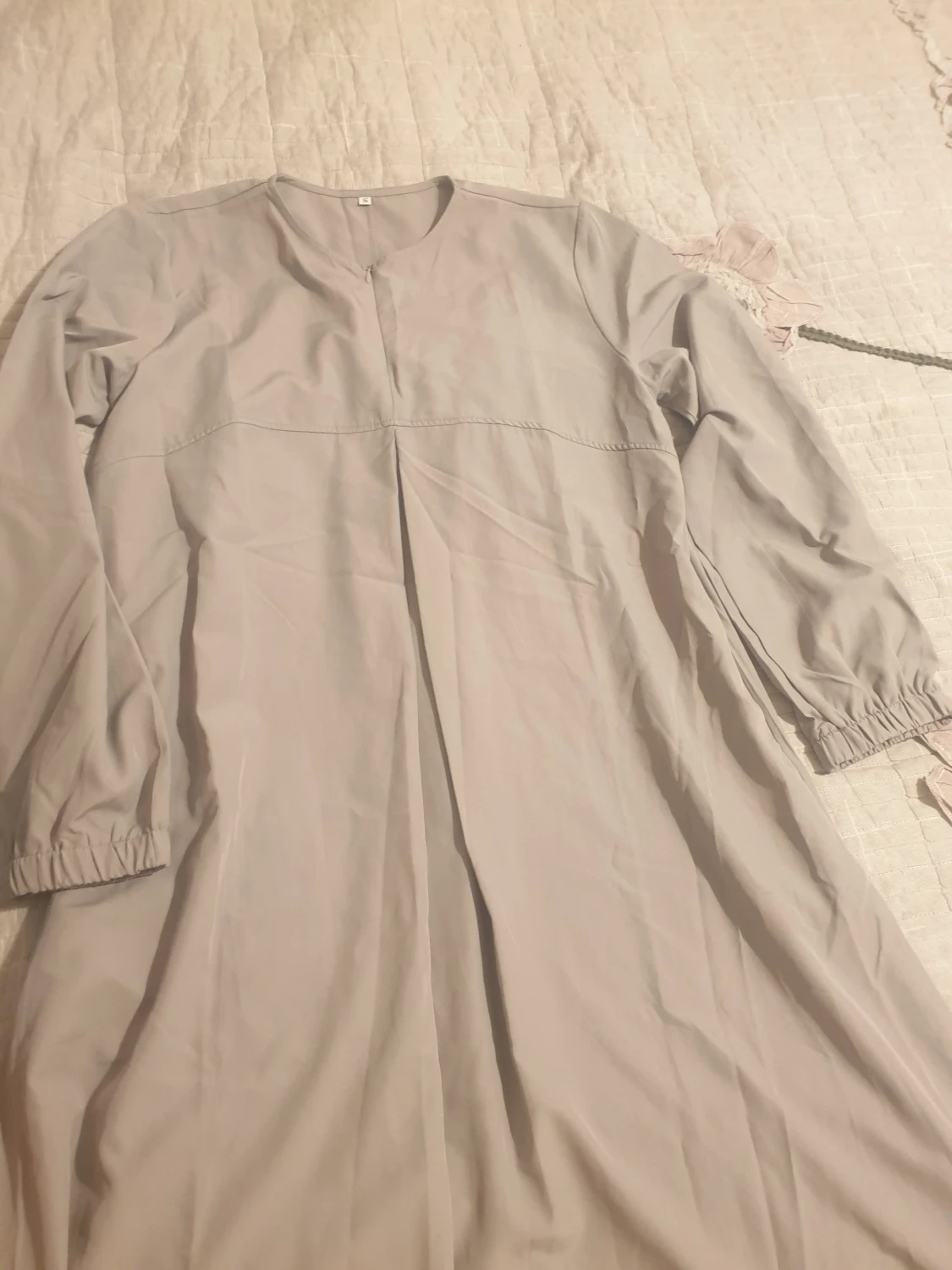 Grå  långklänning med dragkedja - 1