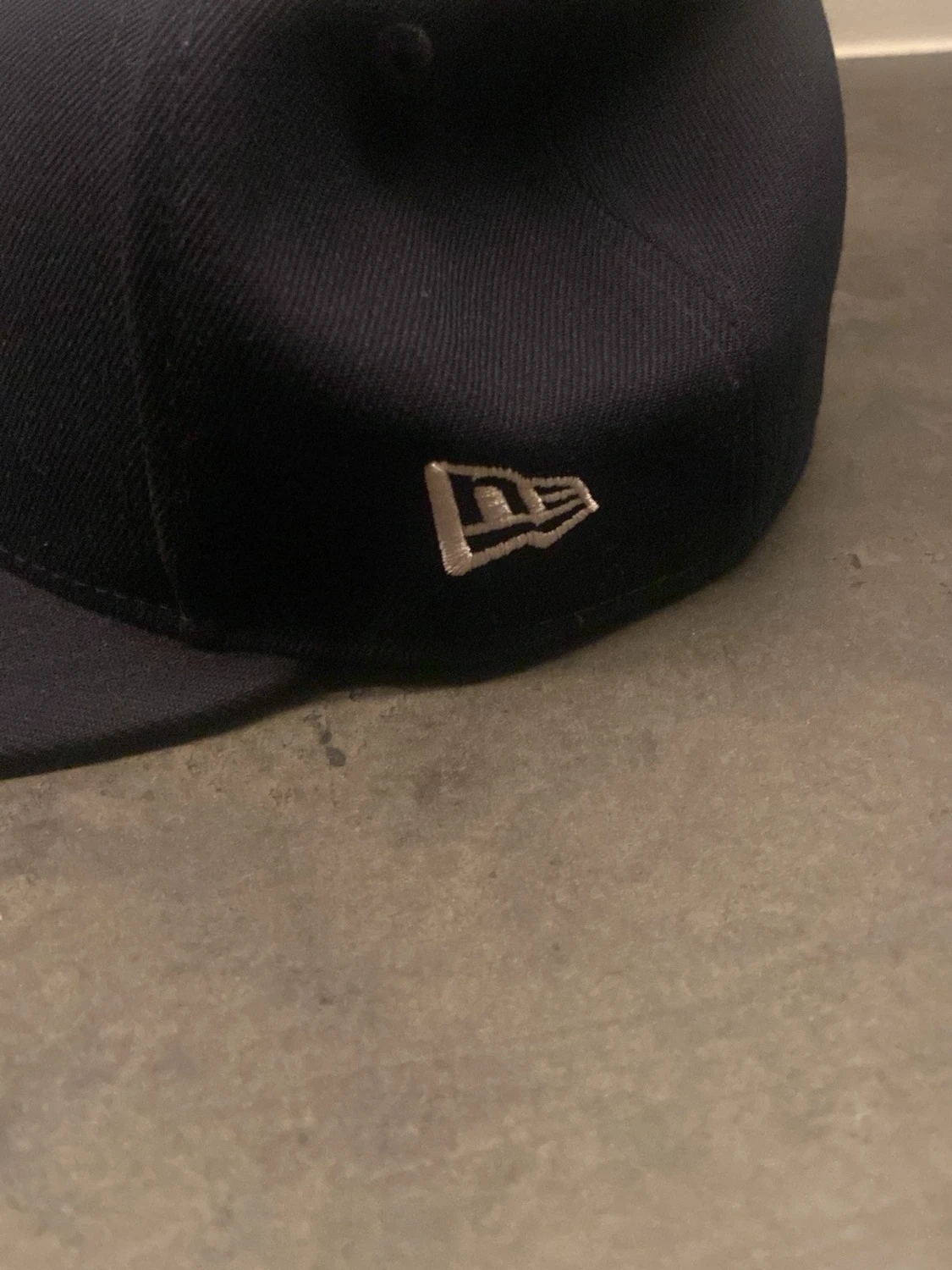 Mörkblå New Era keps - 1