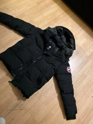 Canada Goose Jacka - KOLLA SISTA BILDERNA FÖR KVITTO✅ SIZE S✅