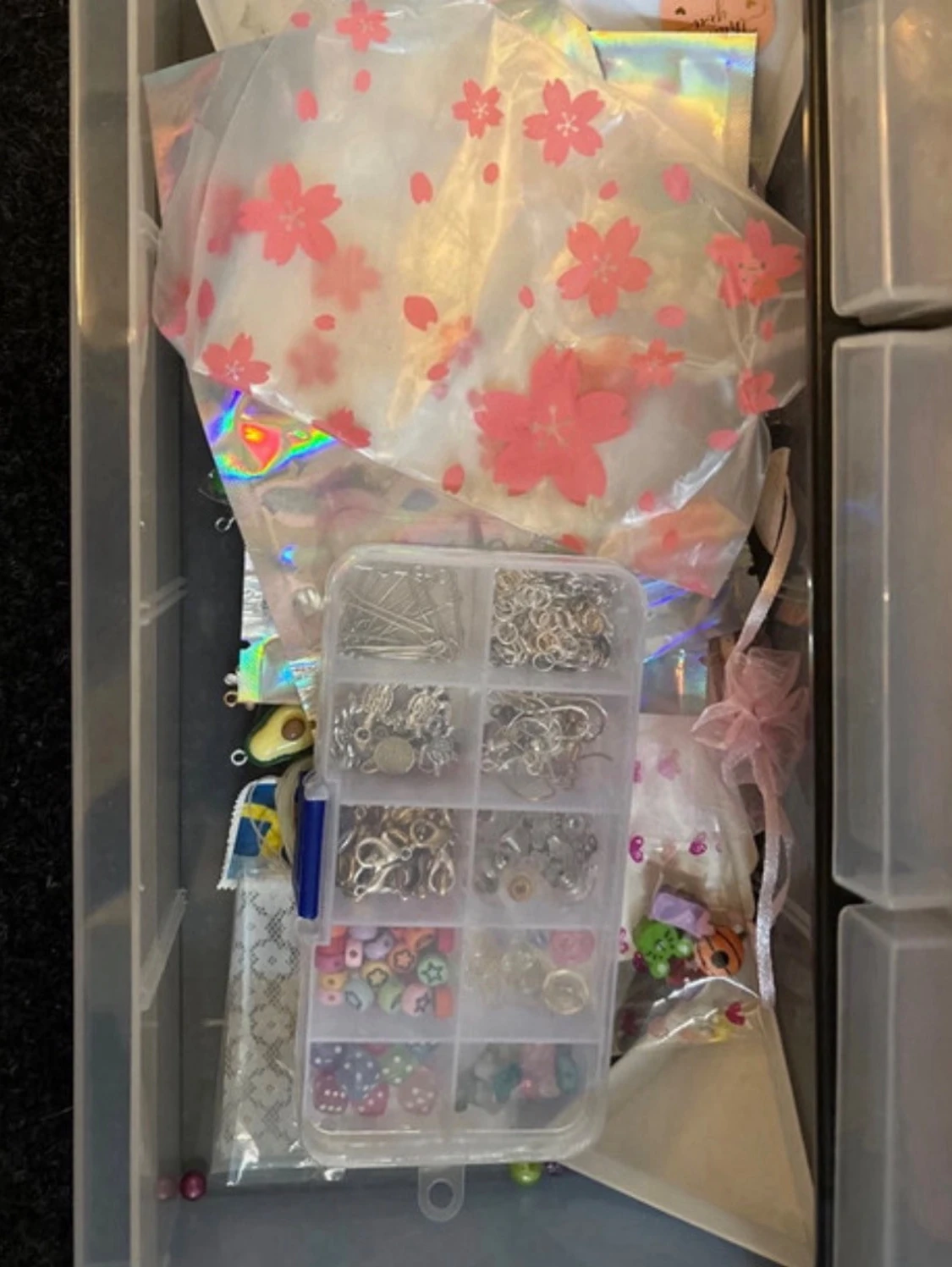 Förvaringsskåp med berlocker  - 5