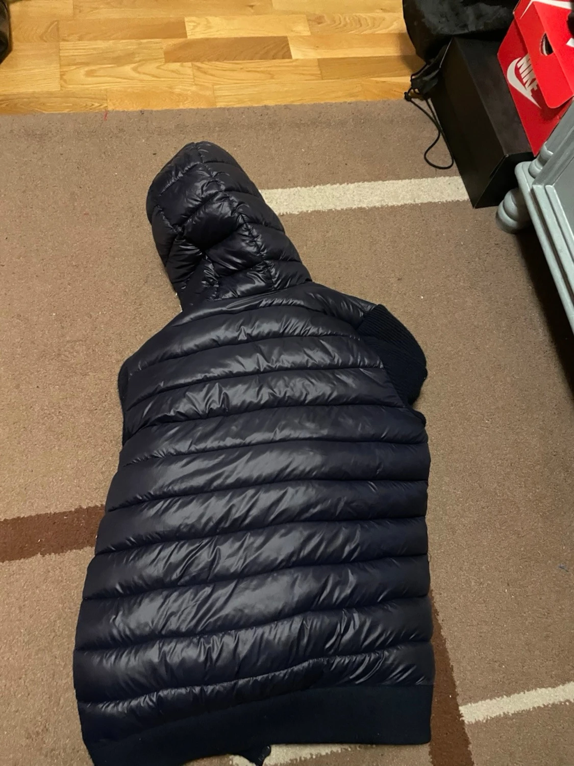 Mörkblå pufferjacka från Maggiore - 2