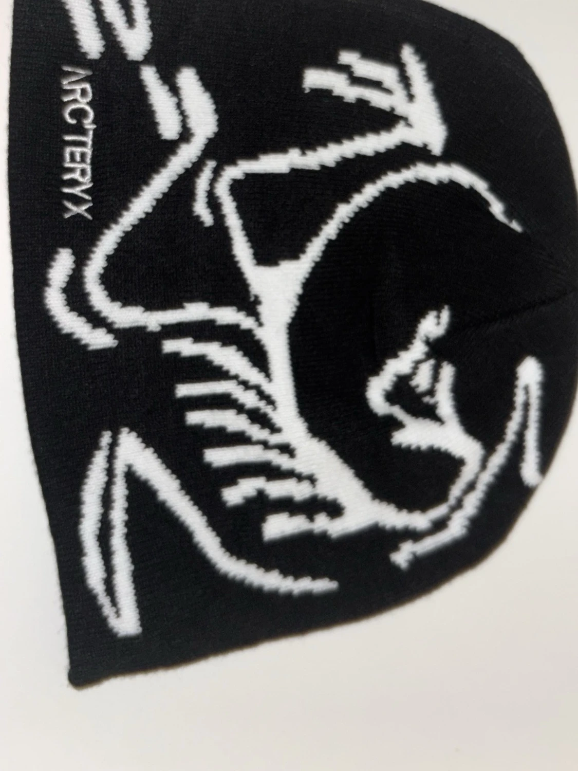 Svart mössa från Arc'teryx