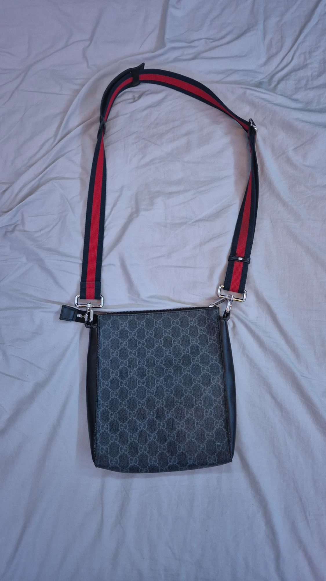 Svart axelväska - 1