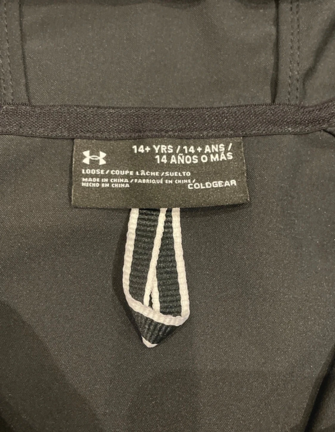 Svart vindjacka från Under Armour - 2