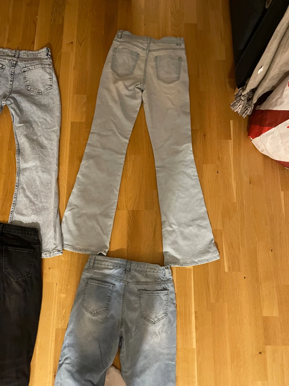 4 par väldigt fina byxor i stl S - 4