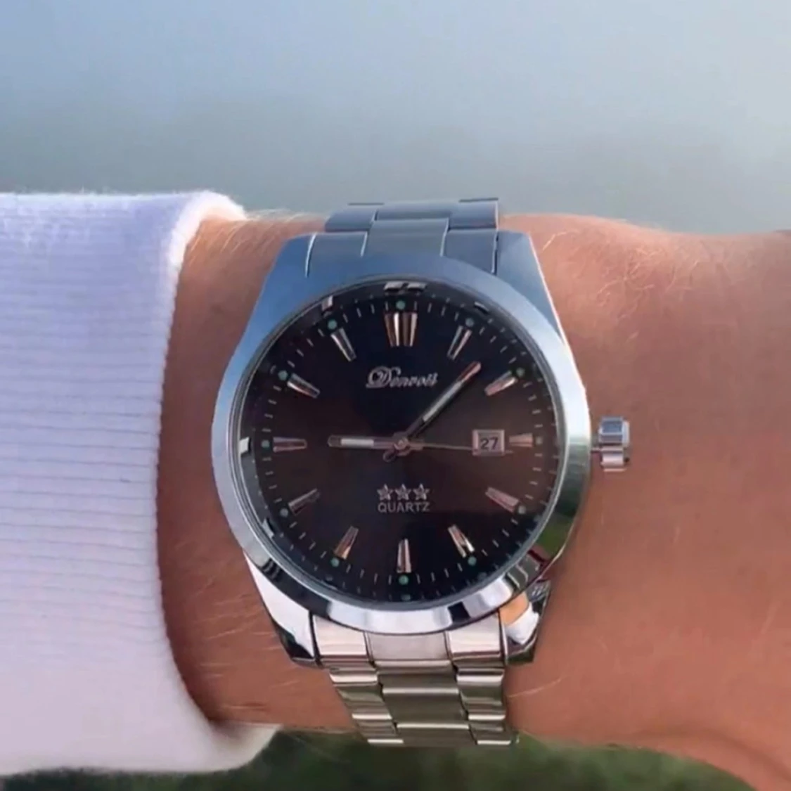 Svart och silver klocka från Doventi  - 4