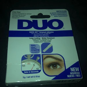 Ögonfranslim🤍 - Ögon Frans lim🤍 från DUO ( bra märke ) aldrig använt det.  Perfekt för dig som älskar göra ögon fransar 🤍